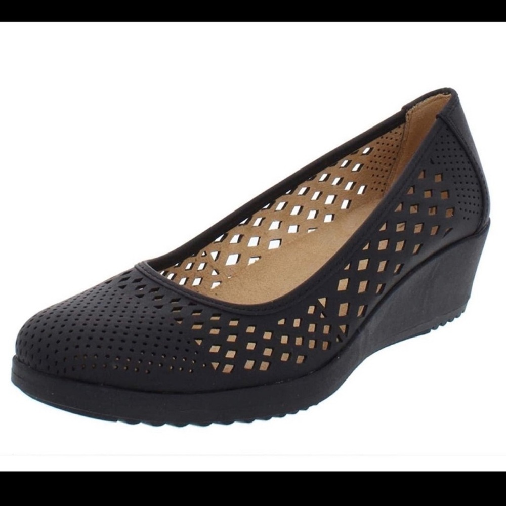 Naturalizer | Brina Black Wedge Pump Slip Everyday Comfort Shoe 7